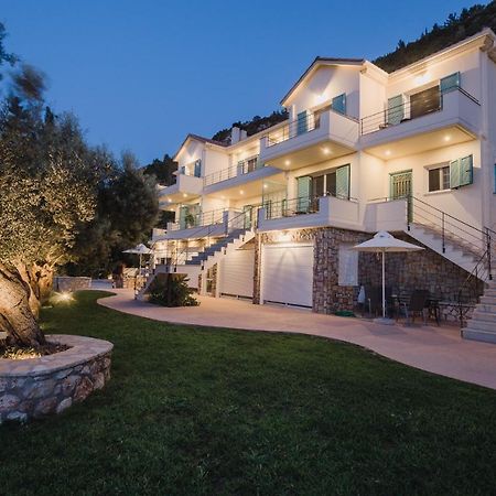 Locanda Villas Frinion ภายนอก รูปภาพ