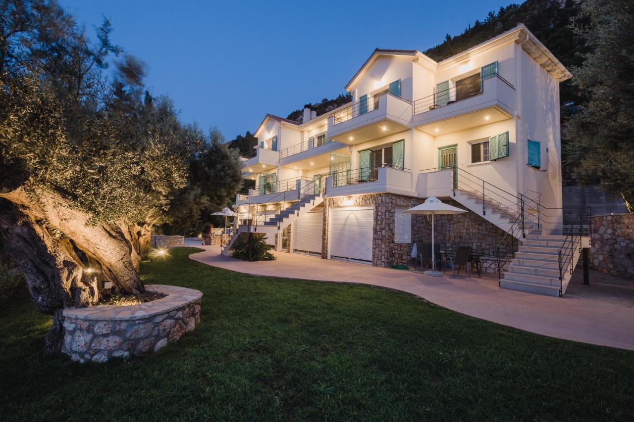 Locanda Villas Frinion ภายนอก รูปภาพ