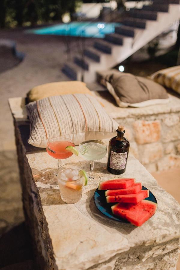 Locanda Villas Frinion ภายนอก รูปภาพ