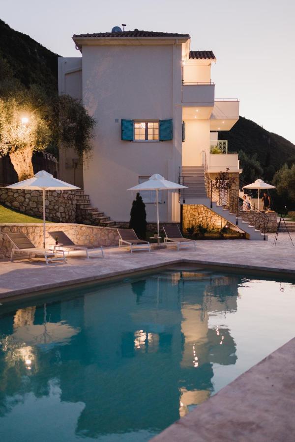 Locanda Villas Frinion ภายนอก รูปภาพ
